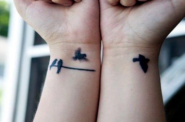 90 Amazing Wrist Tattoos: Meaning & Unique Examples For 2023 - DMARGE