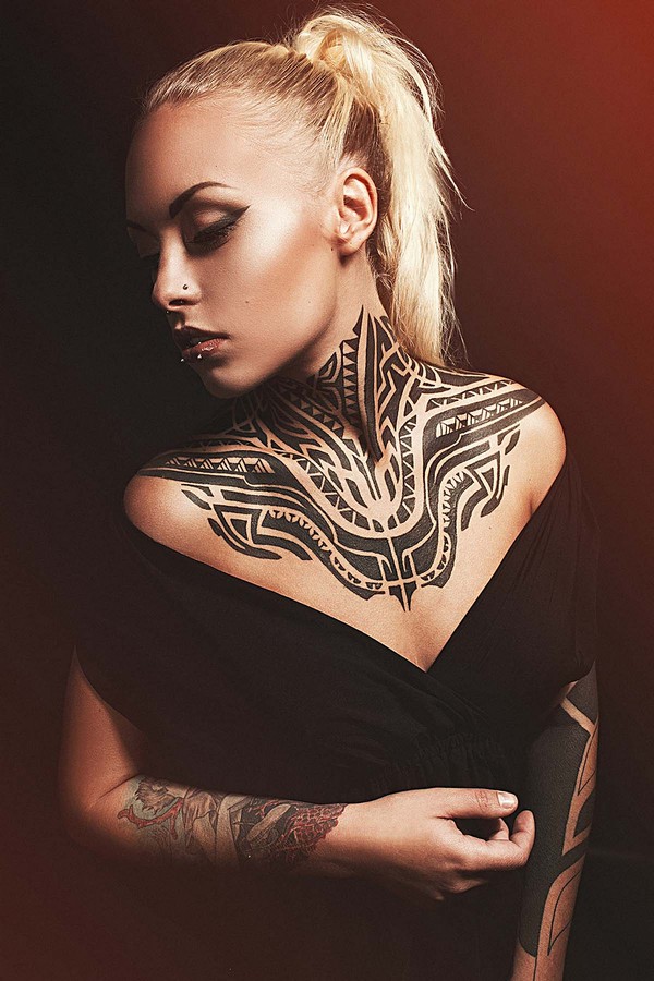 2,693 Neck Tattoo Stock Photos, High-Res Pictures, and Images - Getty Images