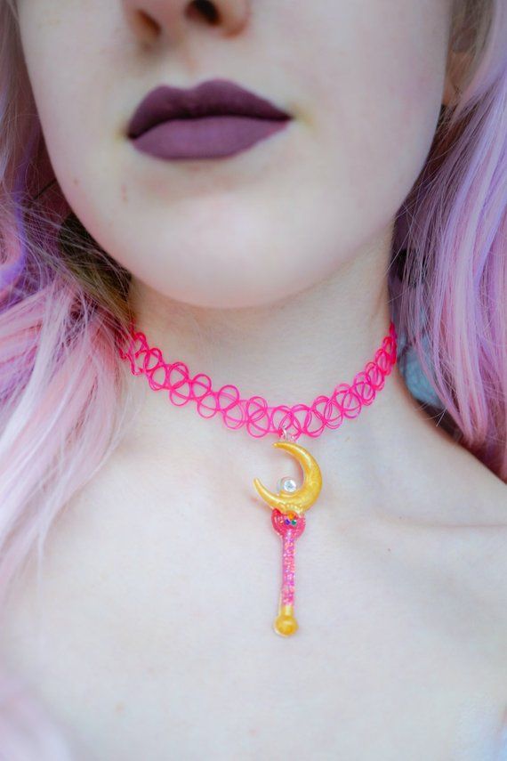 11 Tattoo Choker Necklaces and DIY How to Make One