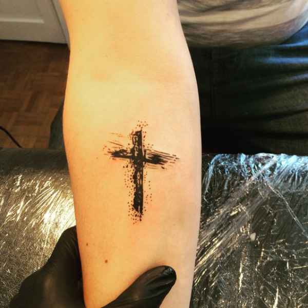 Small cross tattoo by Philipp Eid  Tattoogridnet