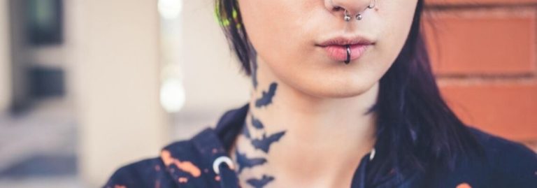 tatoo and piercing
